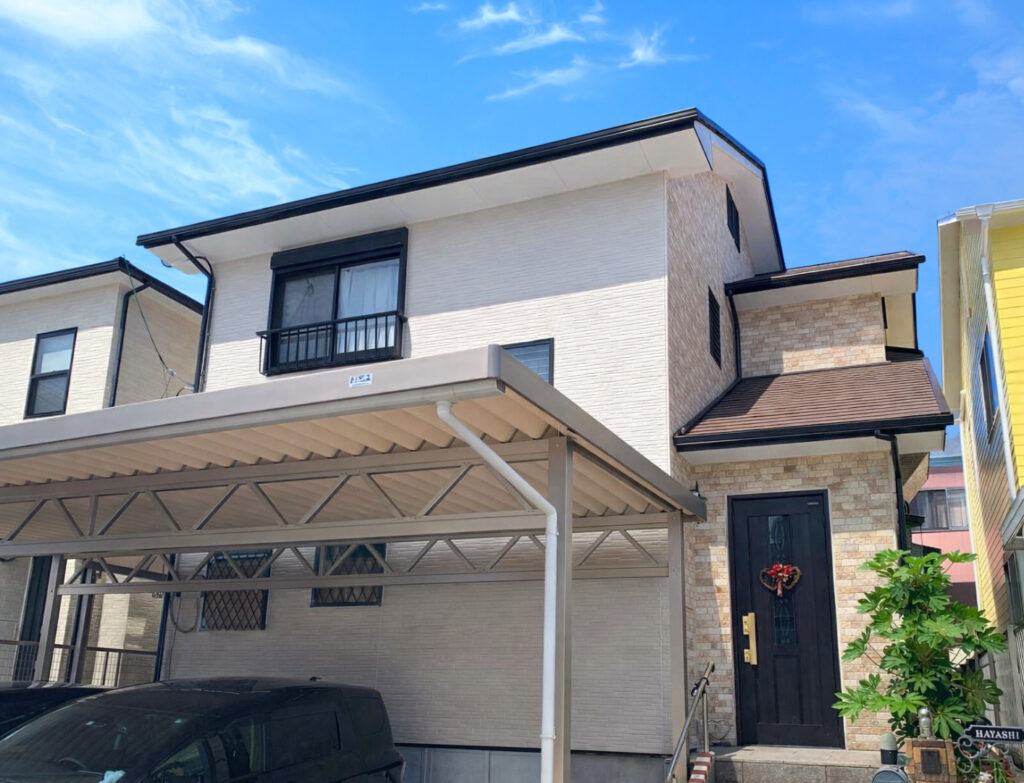 豊田市｜ワントーン明るい印象に外壁塗装｜屋根塗装