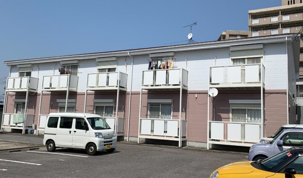 ご入居様も大満足!アパートを高耐久フッ素塗料で!|豊田市京ヶ峰