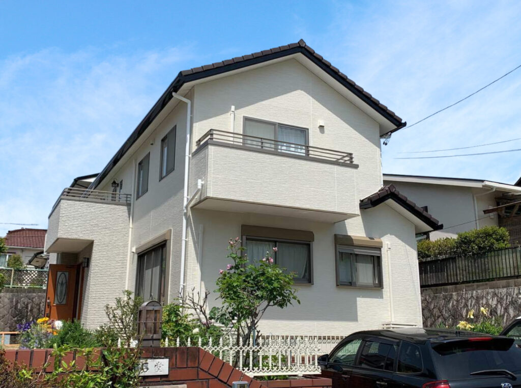 豊田市｜ホワイトでパッと明るい外観に｜外壁塗装