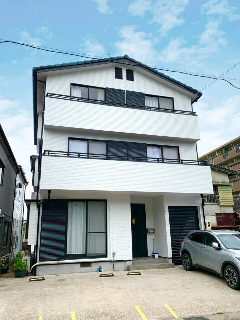 ３階建て住宅をハイブリッド塗装で外壁・屋根共に耐候性UP｜安城市今本町