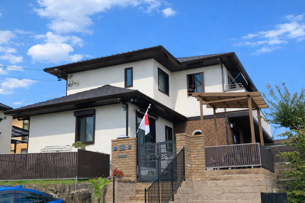 豊田市｜カラー塗装とクリア塗装を組み合わせた外壁塗装