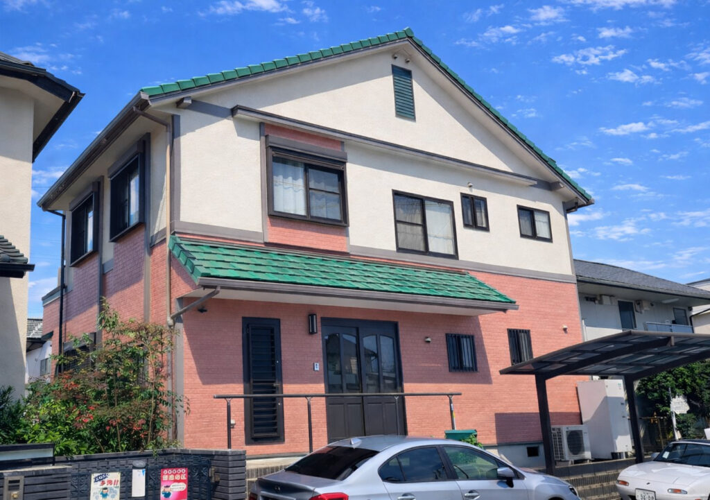 みよし市｜アンティーク調の可愛らしい外観｜外壁塗装