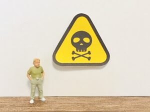 外壁塗装で注意すべき健康被害と対策法【施工前にチェック】