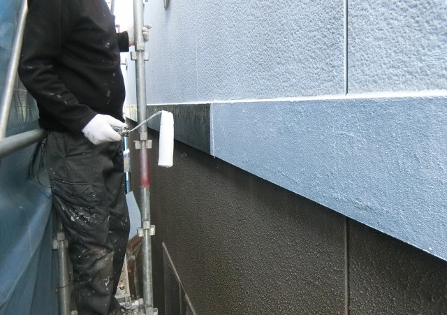 みよし市の外壁クラック補修はどの程度から必要？