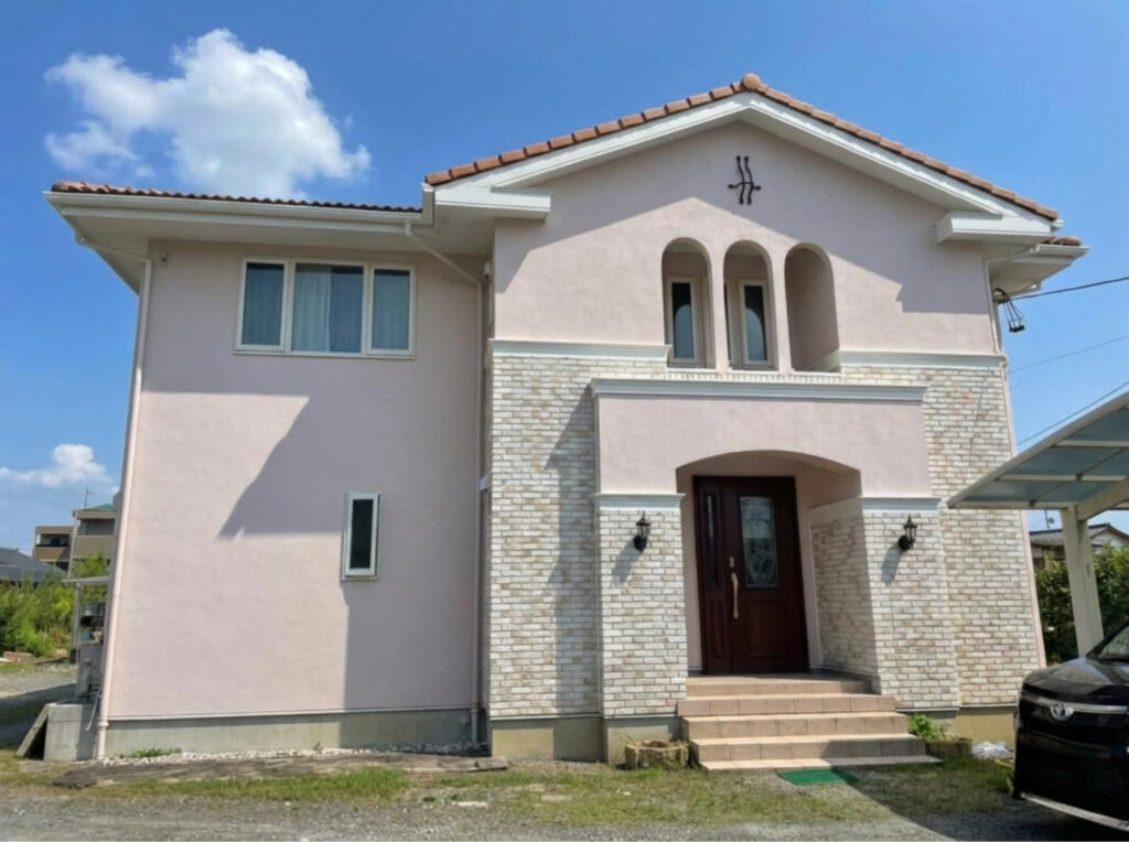 豊田市｜南欧風のおしゃれな印象に外壁塗装