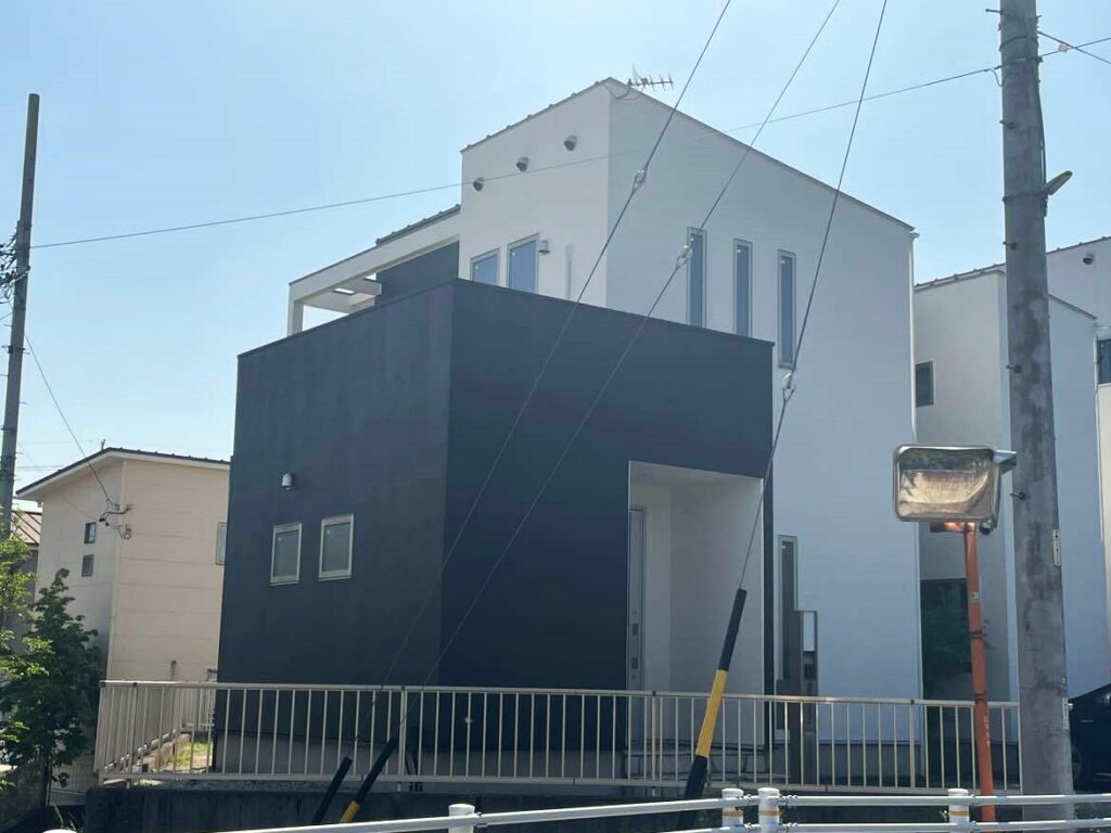 東郷町|グレーのツートン|外壁塗装
