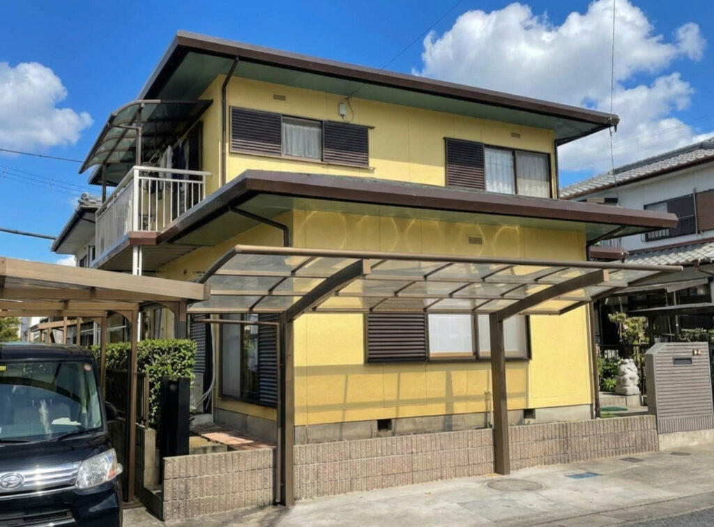 豊田市｜軒天にアクセントカラー｜外壁塗装｜屋根塗装