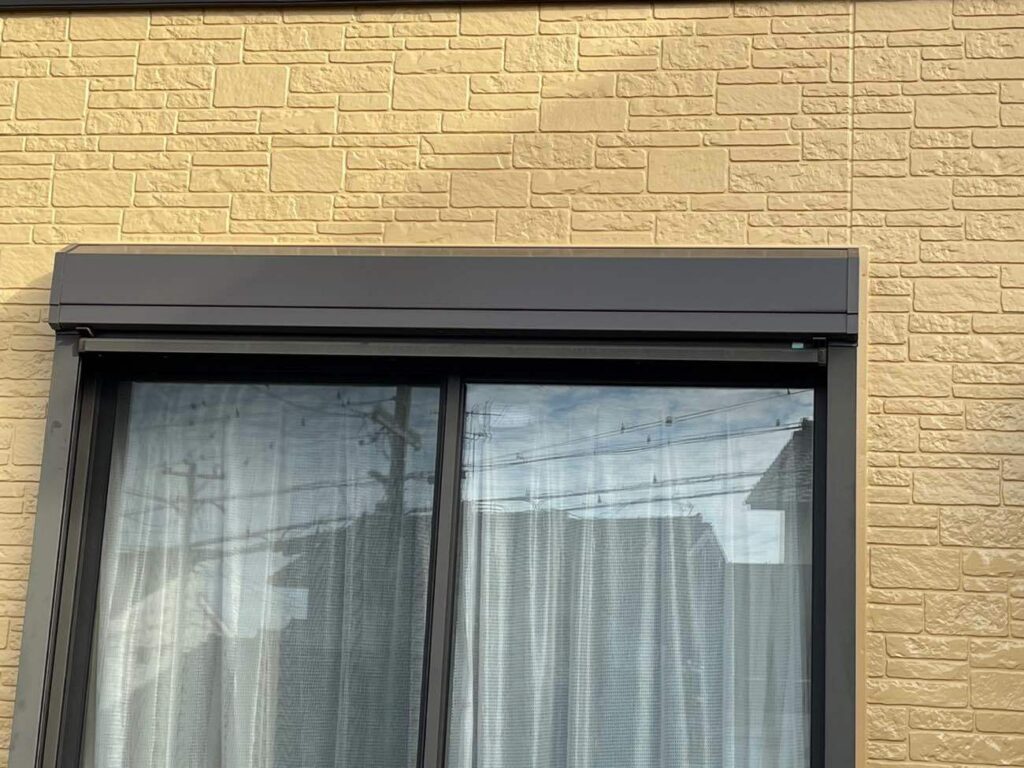 みよし市｜パステルカラーの外壁塗装｜屋根カバー