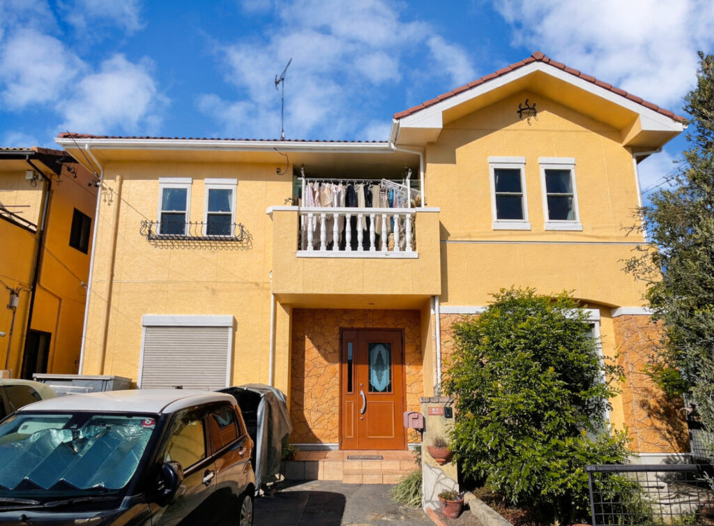 安城市｜鮮やかなオレンジで外壁塗装