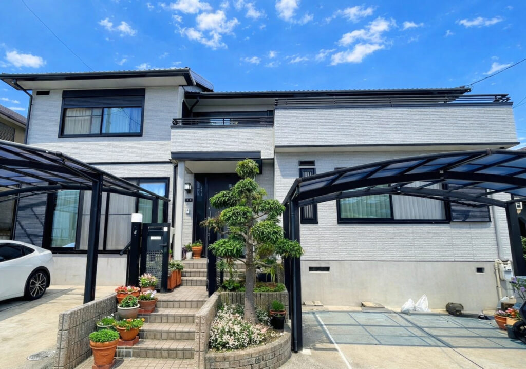 岡崎市｜淡いグレーで汚れを目立ちにくく｜外壁塗装｜屋根塗装