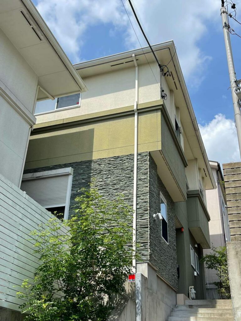 みよし市｜モスグリーンでセンスのいい外観｜外壁塗装｜屋根塗装