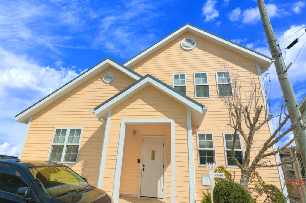 豊田市｜オレンジベージュで優しい印象に｜外壁塗装