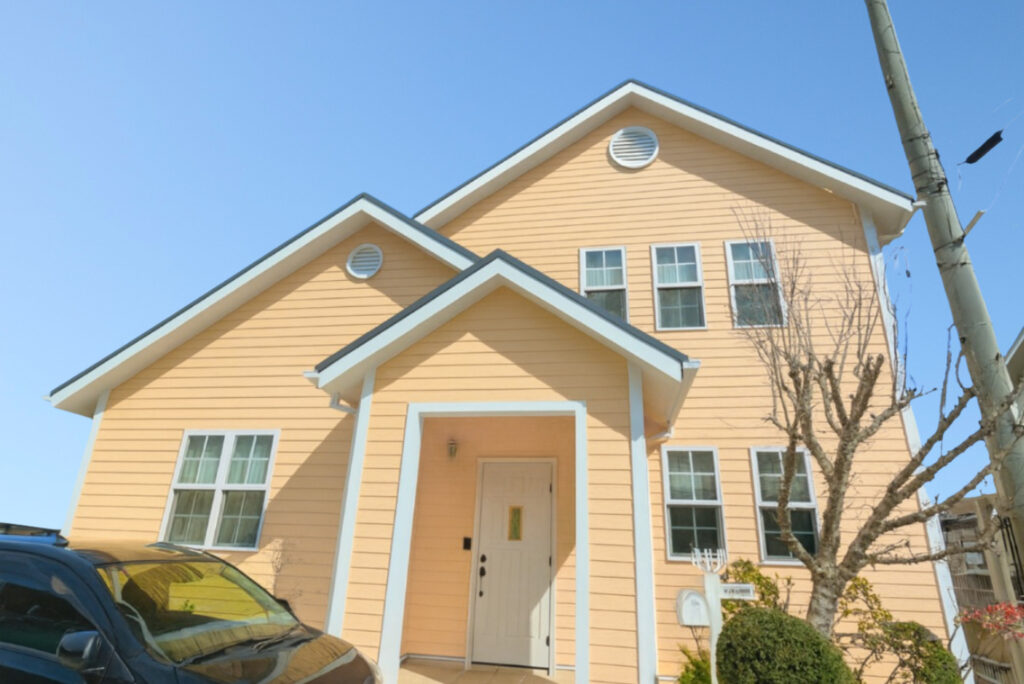 豊田市｜オレンジベージュで優しい印象に｜外壁塗装