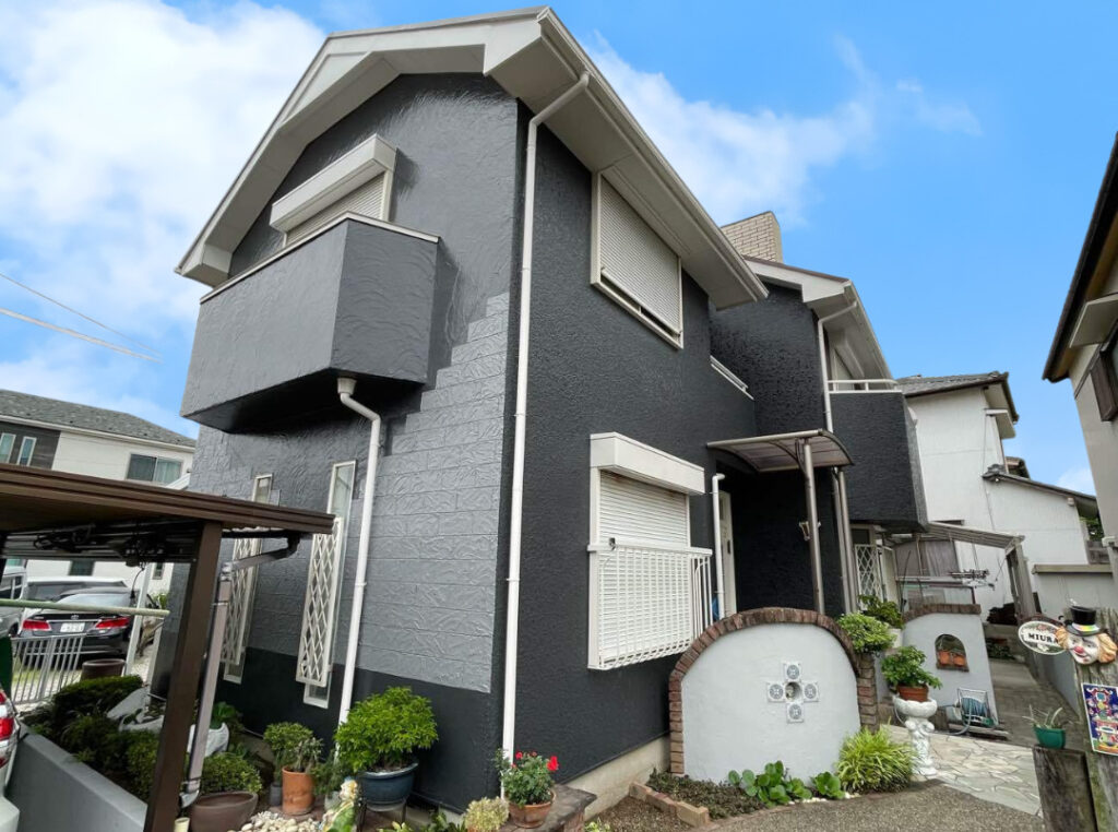 知立市｜ダークトーンでまとめた個性ある外観｜外壁塗装｜屋根塗装