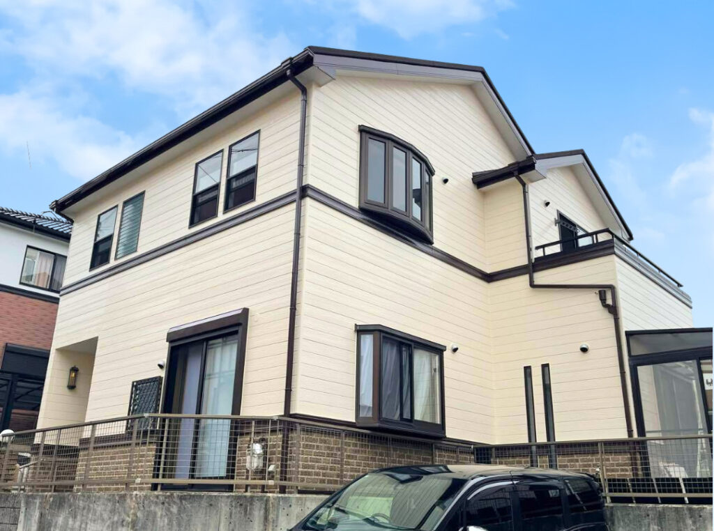 豊田市｜屋根の割れや欠けには屋根カバー｜外壁塗装